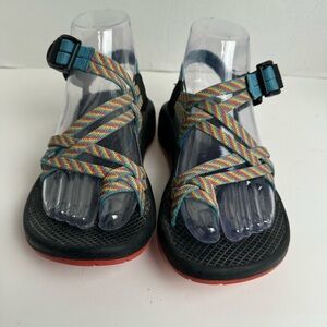 Chacos Women Fiesta Z-2 Hiking Striped Adjustable Strap Sandals Molded Vibram